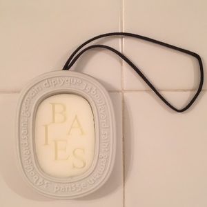 Diptyque Baies scented wax ceramic oval diffuser